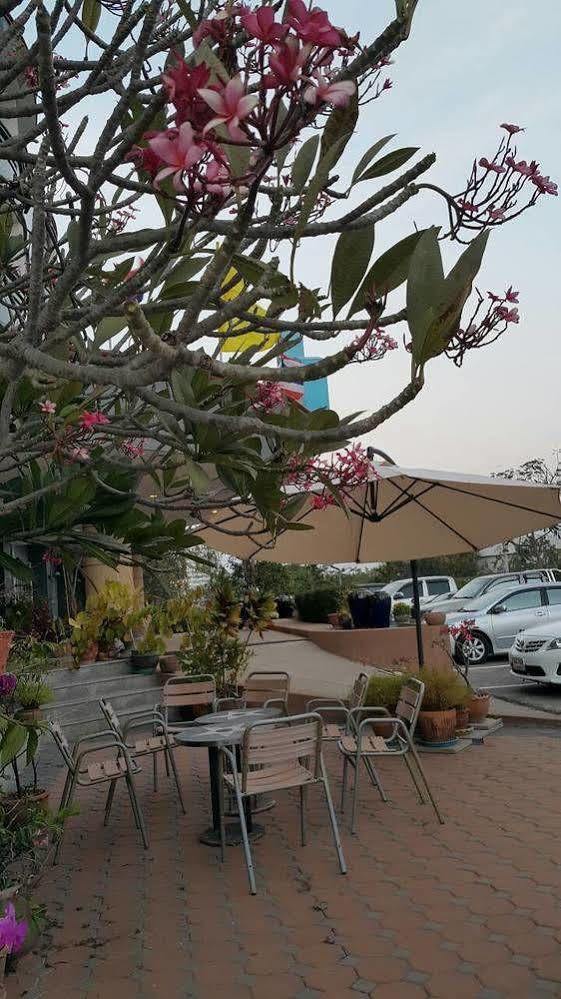 מוקדהאן Kiengpiman Hotel מראה חיצוני תמונה